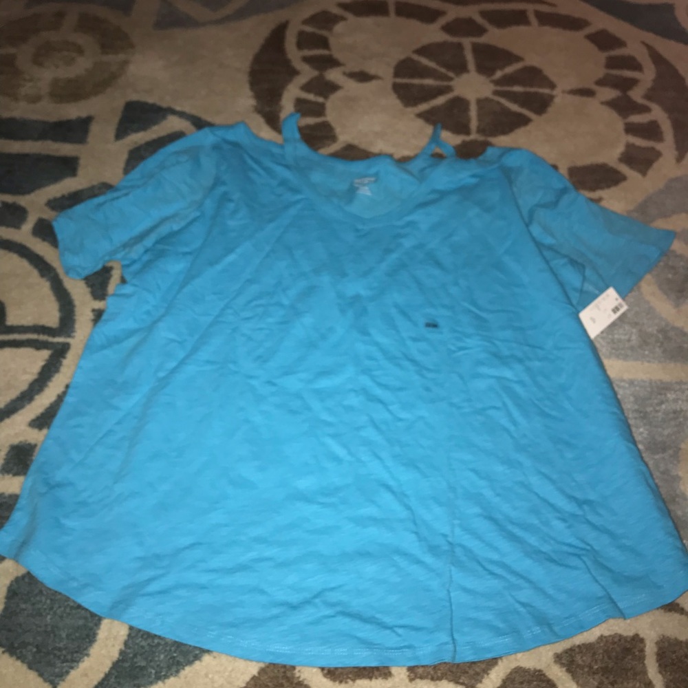 Off the shoulder shirt sleeved blue top